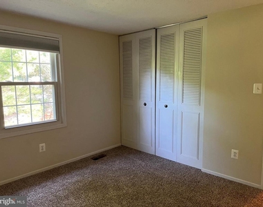 12205 Parkstream Terrace - Photo Thumbnail 44
