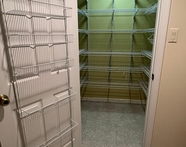 12205 Parkstream Terrace - Photo Thumbnail 28