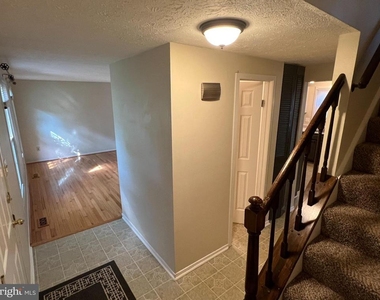 12205 Parkstream Terrace - Photo Thumbnail 3
