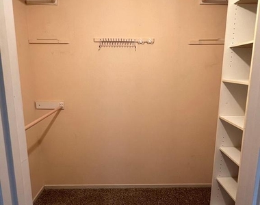 12205 Parkstream Terrace - Photo Thumbnail 35