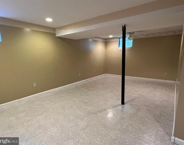 12205 Parkstream Terrace - Photo Thumbnail 22