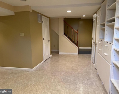 12205 Parkstream Terrace - Photo Thumbnail 24