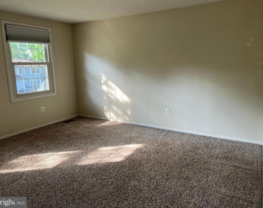 12205 Parkstream Terrace - Photo Thumbnail 47