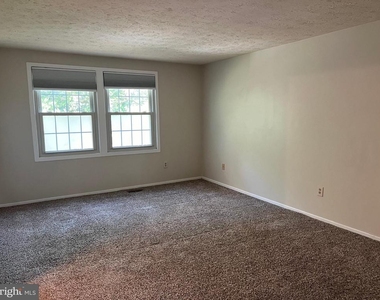 12205 Parkstream Terrace - Photo Thumbnail 37