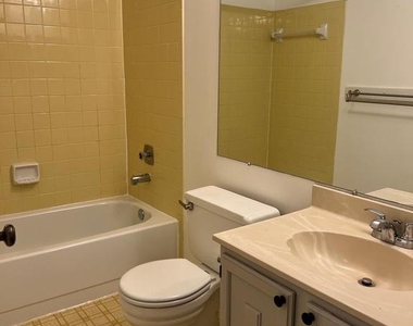 12205 Parkstream Terrace - Photo Thumbnail 42