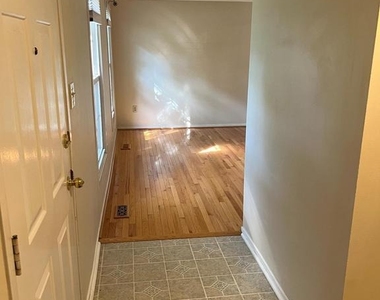 12205 Parkstream Terrace - Photo Thumbnail 4