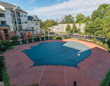 11371 Aristotle Drive - Photo Thumbnail 23