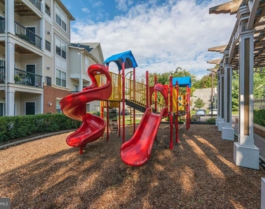 11371 Aristotle Drive - Photo Thumbnail 24