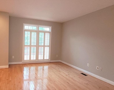 5344 Blue Aster Circle - Photo Thumbnail 11