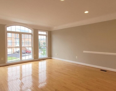 5344 Blue Aster Circle - Photo Thumbnail 3