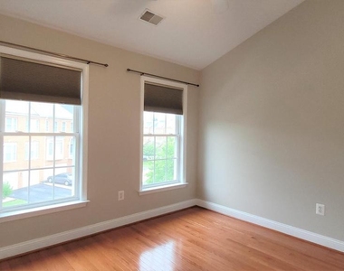 5344 Blue Aster Circle - Photo Thumbnail 15
