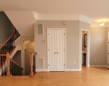 5344 Blue Aster Circle - Photo Thumbnail 4