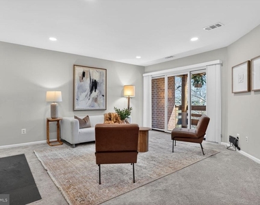 11116 Beaver Trail Court - Photo Thumbnail 4