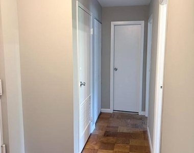 6001 Arlington Boulevard - Photo Thumbnail 2