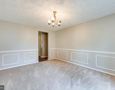 3381 Monarch Lane - Photo Thumbnail 9