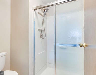 3381 Monarch Lane - Photo Thumbnail 34