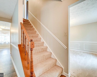 3381 Monarch Lane - Photo Thumbnail 26