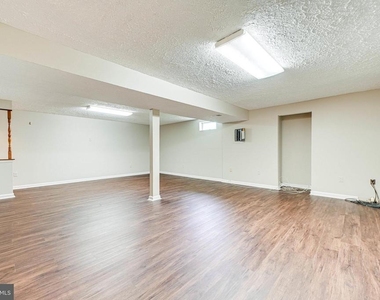 3381 Monarch Lane - Photo Thumbnail 47