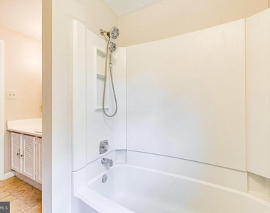 3381 Monarch Lane - Photo Thumbnail 38