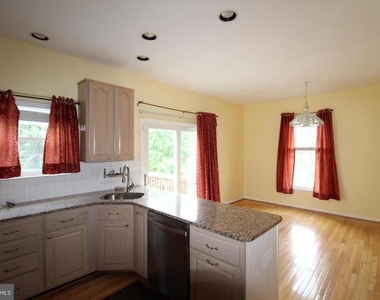 13230 Coppermill Drive - Photo Thumbnail 10