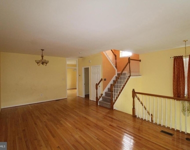 13230 Coppermill Drive - Photo Thumbnail 3