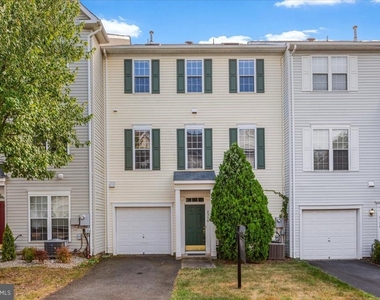 2536 Logan Wood Drive - Photo Thumbnail 15