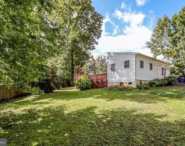 8113 Carlyle Place - Photo Thumbnail 33