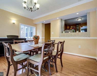 8113 Carlyle Place - Photo Thumbnail 18