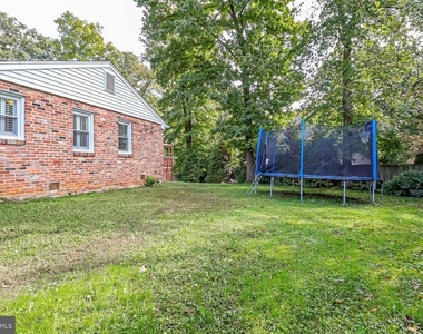 8113 Carlyle Place - Photo Thumbnail 29