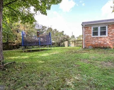 8113 Carlyle Place - Photo Thumbnail 30