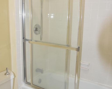 4557 King Edward Court - Photo Thumbnail 34