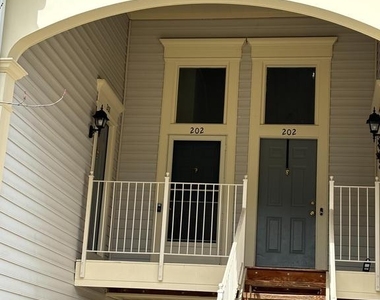 8202 Crossbrook Court - Photo Thumbnail 1