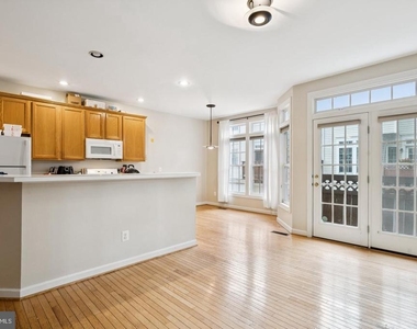 4322 Thomas Brigade Lane - Photo Thumbnail 5