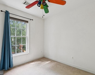 4322 Thomas Brigade Lane - Photo Thumbnail 8