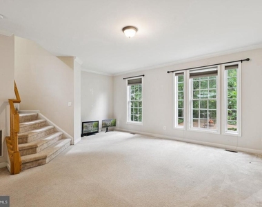 4322 Thomas Brigade Lane - Photo Thumbnail 3