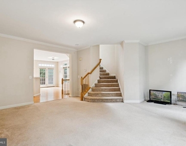 4322 Thomas Brigade Lane - Photo Thumbnail 4