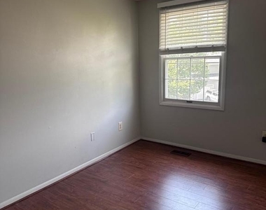 13767 Cabells Mill Drive - Photo Thumbnail 6