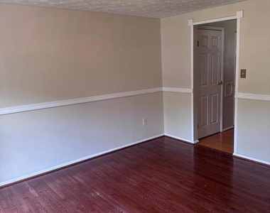 13767 Cabells Mill Drive - Photo Thumbnail 2
