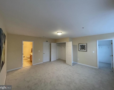 4701 Eggleston Terrace - Photo Thumbnail 12