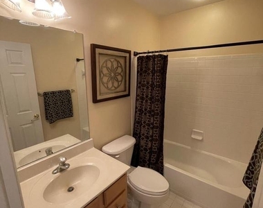 4701 Eggleston Terrace - Photo Thumbnail 14