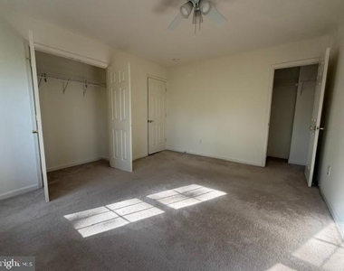 8538 Anderson Avenue - Photo Thumbnail 9