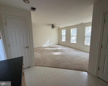 8538 Anderson Avenue - Photo Thumbnail 12