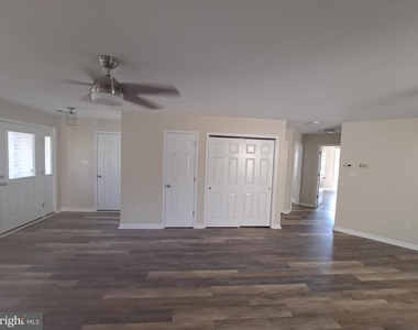 210 Amaret Street - Photo Thumbnail 5