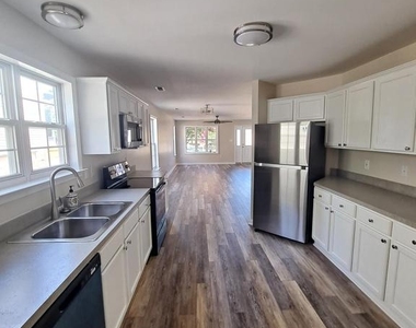 210 Amaret Street - Photo Thumbnail 1