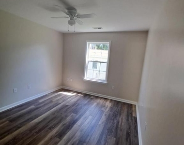 210 Amaret Street - Photo Thumbnail 14