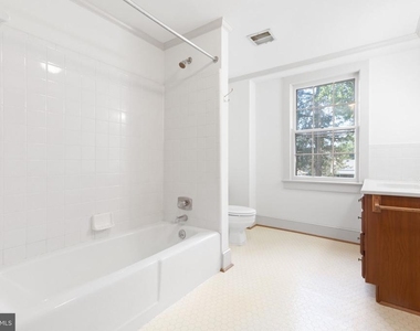 1307 Caroline Street - Photo Thumbnail 23
