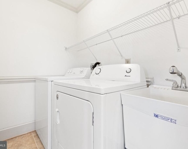 1307 Caroline Street - Photo Thumbnail 16