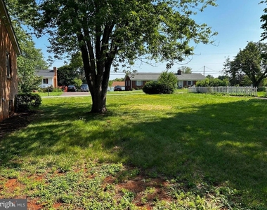 525 Azalea Street - Photo Thumbnail 22