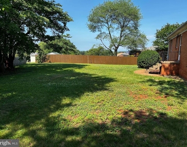 525 Azalea Street - Photo Thumbnail 20