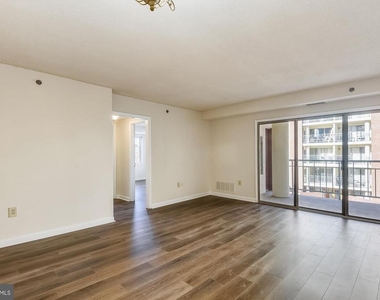 610 N West Street - Photo Thumbnail 7